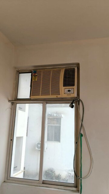 Furnished Amenities in 3 BHK Apartment at Paarth Aadyant, Gomti Nagar – for Rent