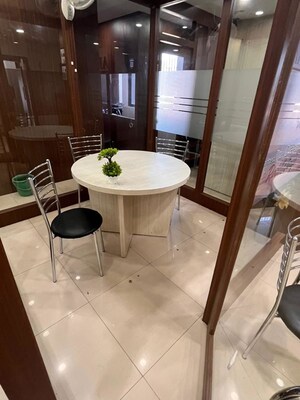 Team Area in  Warehouse at Ulubari – for Rent