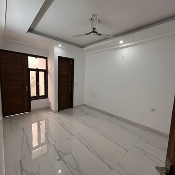 Room in 3 BHK Builder Floor at Chattarpur – for Sale