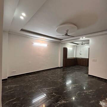 Room in 3 BHK Builder Floor at Chattarpur – for Sale