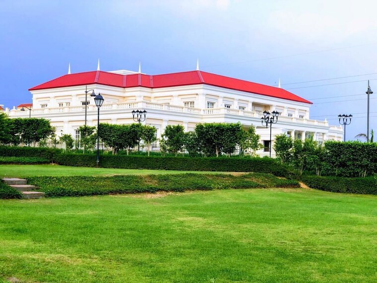 Exterior View, dlf-hyde-park  250 Sq.Yd. Plot In South Mullanpur Chandigarh 10050740