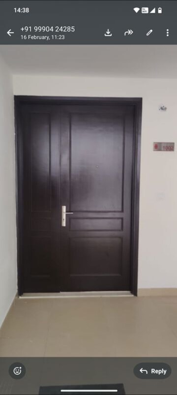 Furnished Amenities in 3 BHK Apartment at Ram Vihar, Sector 30 – for Rent