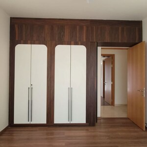 Room in 4 BHK Apartment at SNN Clermont, Veerannapalya – for Rent