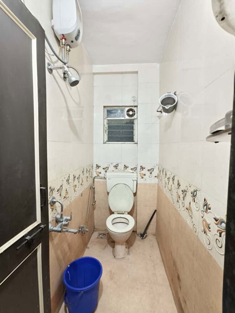 Bathroom, vadgaon maval 1 Bedroom 650 Sq.Ft. Apartment In Vadgaon Maval Pune 10057572