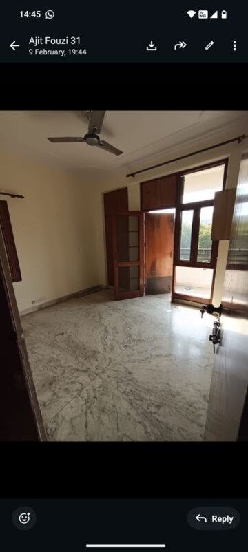 Room in 3 BHK Independent House at RWA Apartments Sector 50, Sector 50 – for Rent