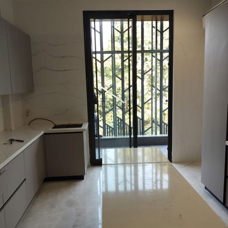 Balcony, sector 52 1 Bedroom 162 Sq.Mt. Apartment In Sector 52 Noida 10057750