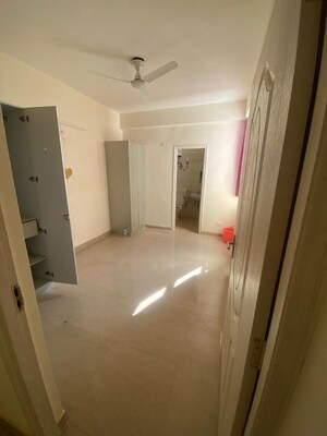 2 BHK Apartment For Rent in Shree Vardhman Mantra, Sector 67