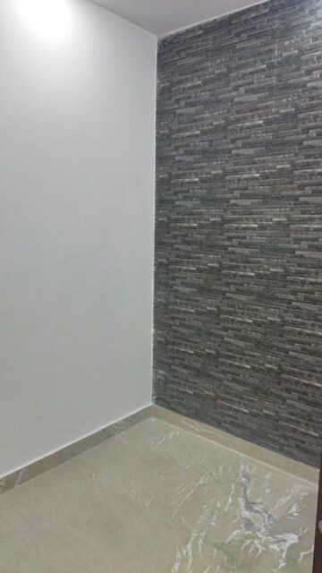 Furnished Amenities in 2 BHK Builder Floor at Rohini Sector 24 – for Sale