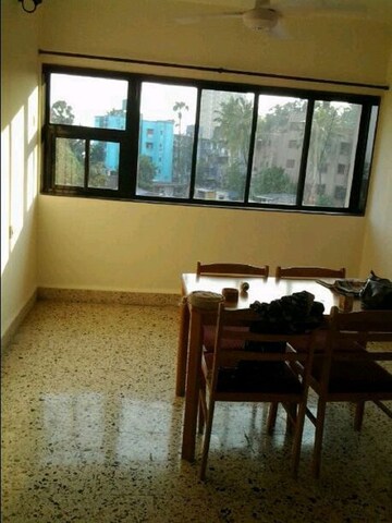  1 BHK Apartment at Bandra West – for Rent
