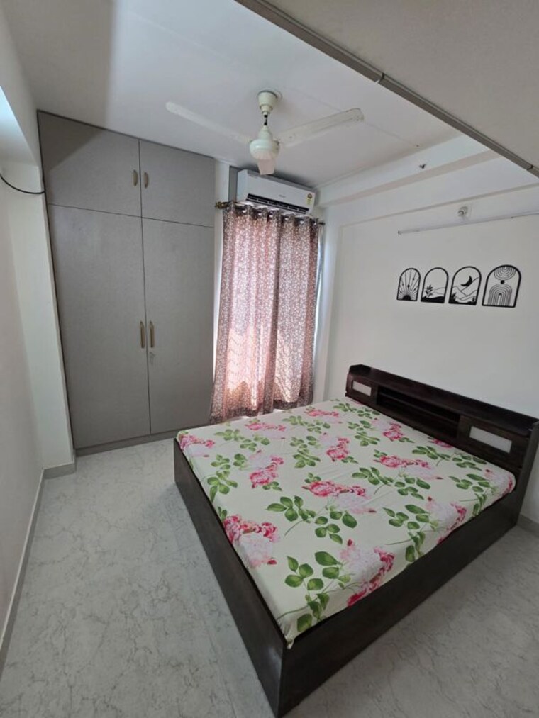 Bedroom, powai 2 Bedroom 950 Sq.Ft. Apartment In Powai Mumbai 10057835