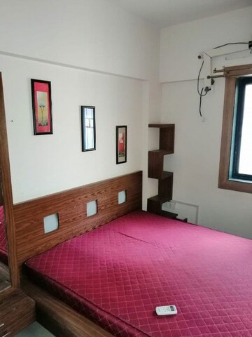 Bedroom in 2 BHK Apartment at Raheja Vistas Phase 3, Mohammadwadi – for Rent