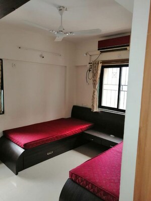 Bedroom in 2 BHK Apartment at Raheja Vistas Phase 3, Mohammadwadi – for Rent