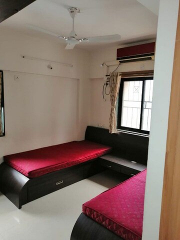 Bedroom in 2 BHK Apartment at Raheja Vistas Phase 3, Mohammadwadi – for Rent