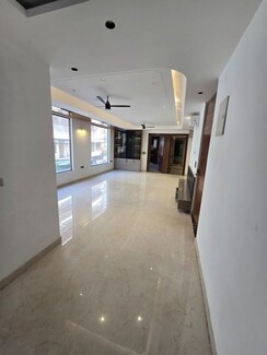 4 BHK + Pooja Room,Servant Room,Study Room,Extra Room Builder Floor For Sale in Dabur Chowk