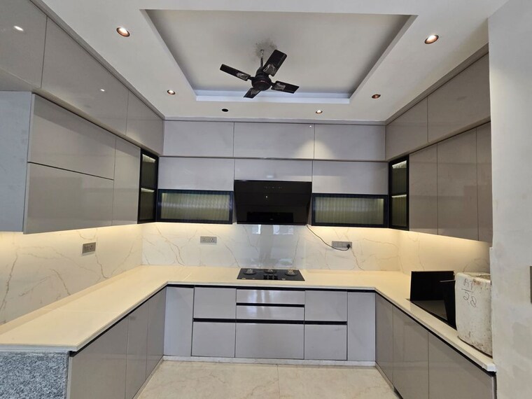 Kitchen, dabur chowk 4 Bedroom 200 Sq.Yd. Builder Floor In Dabur Chowk Ghaziabad 10057840