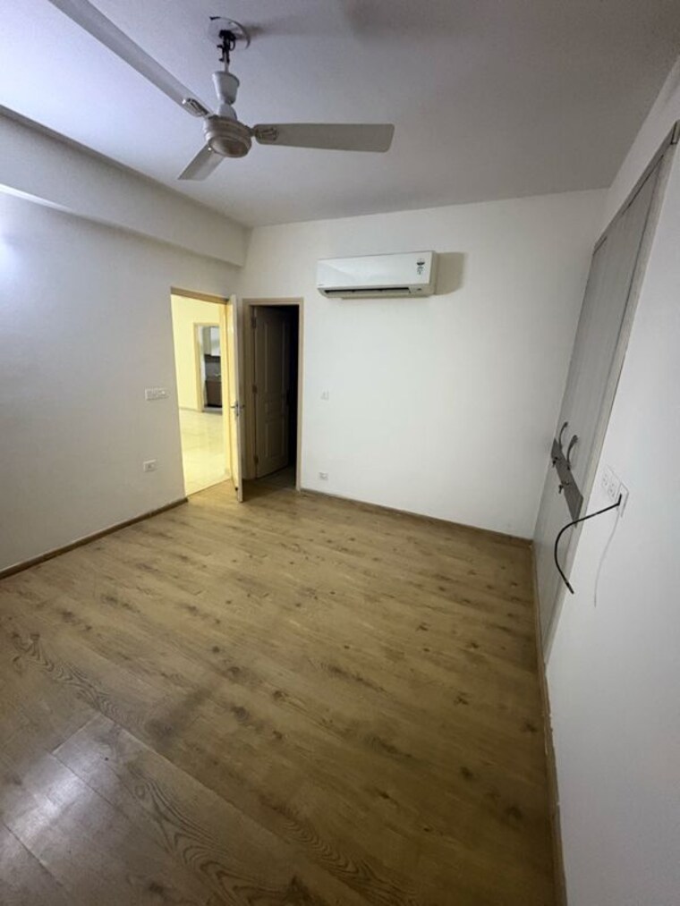 Room, experion-the-heart-song 3.5 Bedroom 2338 Sq.Ft. Apartment In Sector 108 Gurgaon 10057848