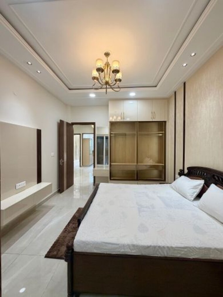 Bedroom, sector 124 3 Bedroom 140 Sq.Yd. Builder Floor In Sector 124 Mohali 10057876