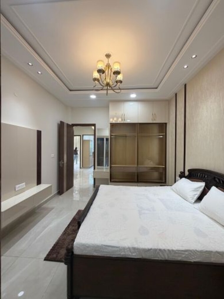 Bedroom, sector 124 3 Bedroom 140 Sq.Yd. Builder Floor In Sector 124 Mohali 10057876