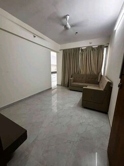 2 BHK Apartment For Sale in Smith Towers