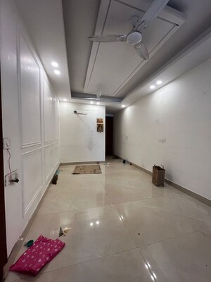 Room in 2 BHK Builder Floor at Rajpur – for Rent
