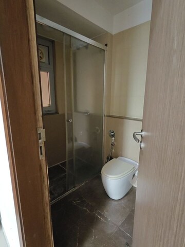Bathroom in 4 BHK Apartment at Oberoi Realty Woods, Goregaon East – for Rent