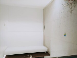 Room in 2 BHK Apartment at Suyog Padmavati Hills, Bavdhan – for Rent