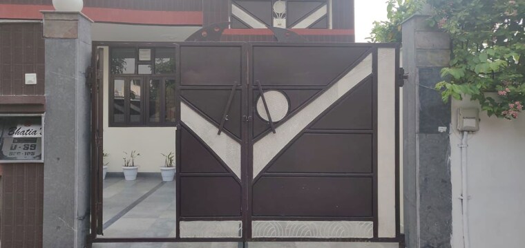 Kitchen, victory-we 3 Bedroom 360 Sq.Yd. Apartment In Sector 25a Noida 10058098