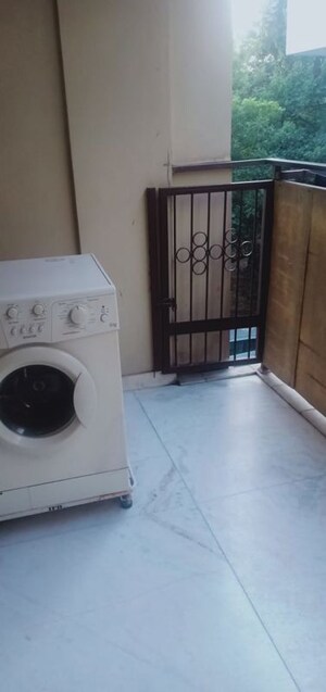 1 BHK Builder Floor – Exterior View View at Kalkaji - for Rent