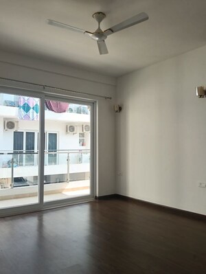 Room in 4 BHK Apartment at SS Linden, Sector 84 – for Rent
