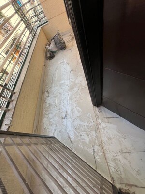 Balcony in 3 BHK Builder Floor at Hargobind Enclave – for Rent