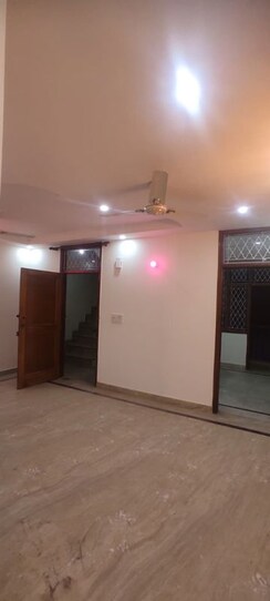 1 BHK + Study Room Builder Floor For Rent in Jeewan Nagar