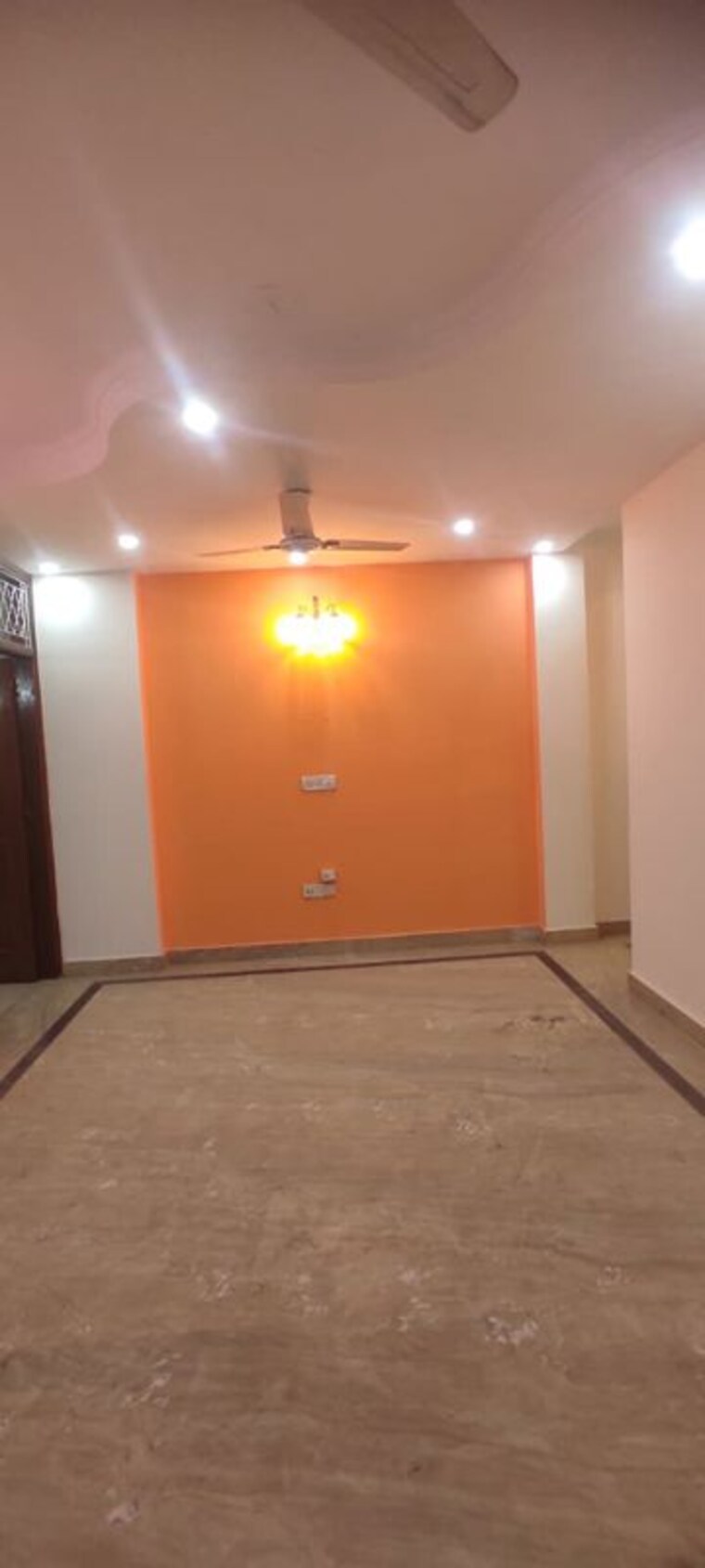 Room, jeewan nagar 1 Bedroom 55 Sq.Yd. Builder Floor In Jeewan Nagar Delhi 10058118