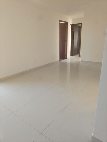Dining area in 3 BHK Apartment at Sector 82 – for Rent