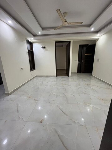Room in 3 BHK Builder Floor at Chattarpur – for Rent