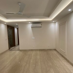 Room in 4 BHK Builder Floor at New Rajinder Nagar – for Sale