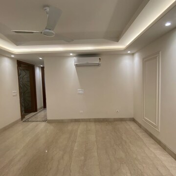Room in 4 BHK Builder Floor at New Rajinder Nagar – for Sale