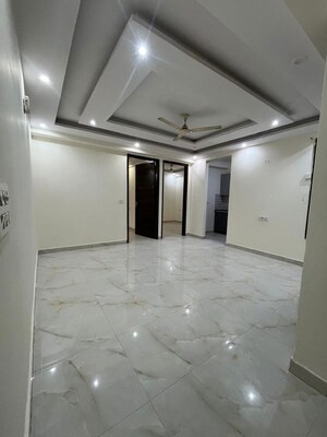 3 BHK Builder Floor For Rent in Chattarpur