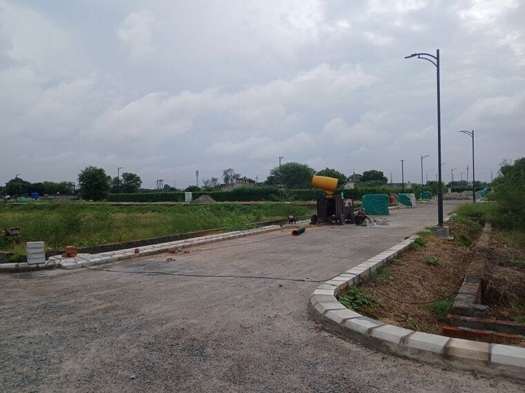 undefined, brickklin-sillicon-valley  112 Sq.Yd. Plot In Sector 70 Faridabad 10058150