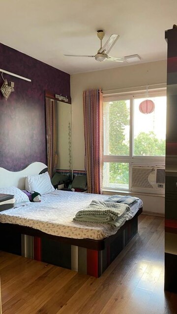 Bedroom in 3 BHK Apartment at Hiranandani Meadows, Manpada – for Rent