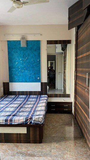 Bedroom in 3 BHK Apartment at Hiranandani Meadows, Manpada – for Rent