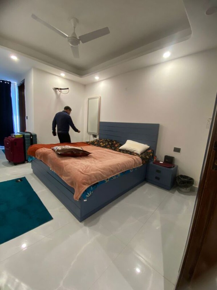 Bedroom, chattarpur 3 Bedroom 150 Sq.Yd. Builder Floor In Chattarpur Delhi 10058185