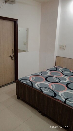 Bedroom in 1 RK Builder Floor at Minarch Tower, Sector 44 – for Rent