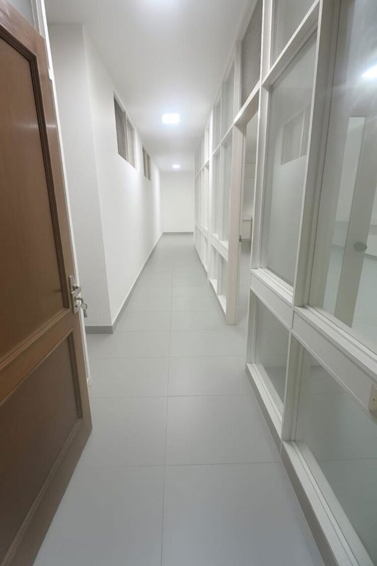 undefined, hauz khas Commercial Office Space 1500 Sq.Ft. In Hauz Khas Delhi 10058208