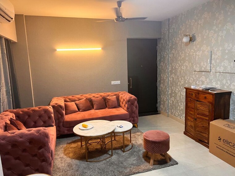 Living Room, m3m-marina 2 Bedroom 1330 Sq.Ft. Apartment In Sector 68 Gurgaon 10058219