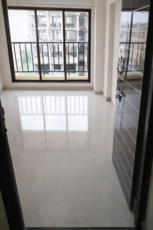 Room in 1 BHK Apartment at DGS Sheetal Sejal, Nalasopara West – for Rent