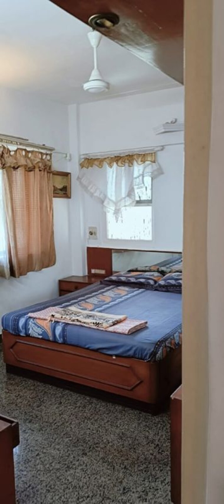 Bedroom, bandra west 3 Bedroom 1100 Sq.Ft. Apartment In Bandra West Mumbai 10058224