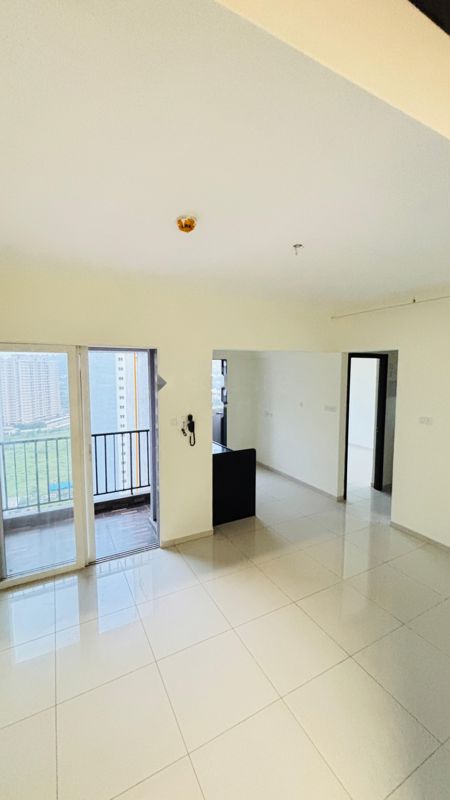 1 BHK 593 Sq.Ft. Apartment in Kolte Patil R10