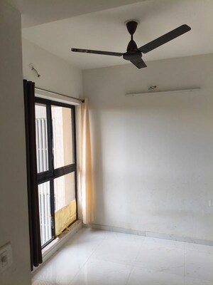 Room in 1 BHK Apartment at Runwal Gardens Phase I, Dombivli East – for Rent