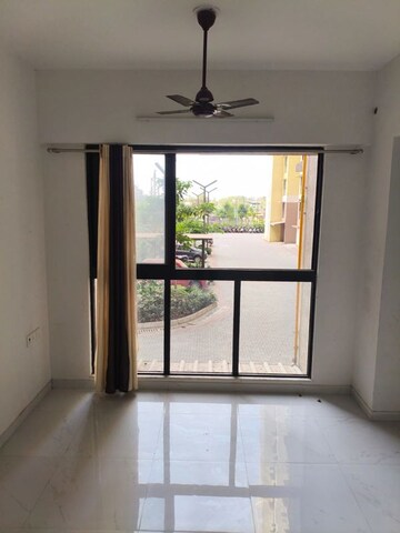 1 BHK Apartment For Rent in Runwal Gardens Phase I, Dombivli East