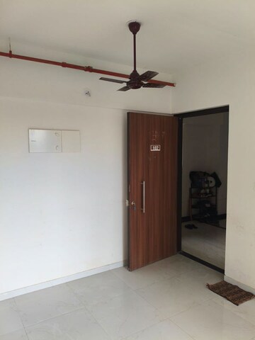 Room in 1 BHK Apartment at Runwal Gardens Phase I, Dombivli East – for Rent